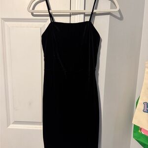 Chic Black Strapless Dress